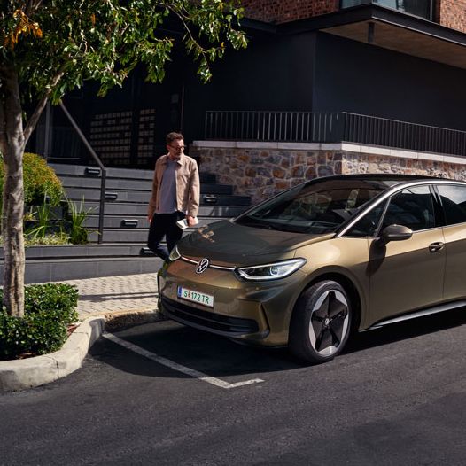 Trecerea la mobilitate electrică și avantajele acesteia